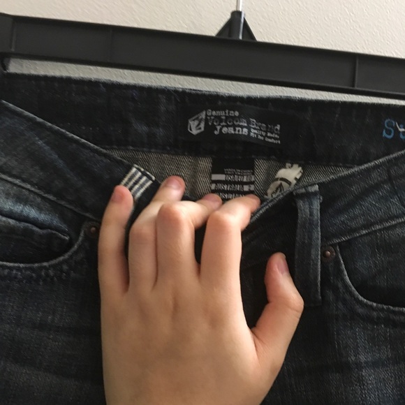 Volcom Jeans - Picture 2 of 3